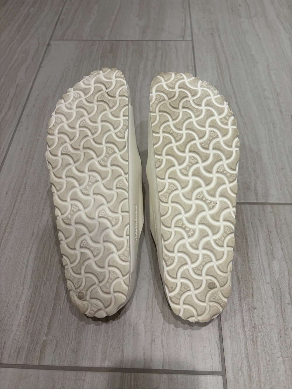 Birkenstock Arizona Lightweight EVA Sandals in White - Picture 3 of 4